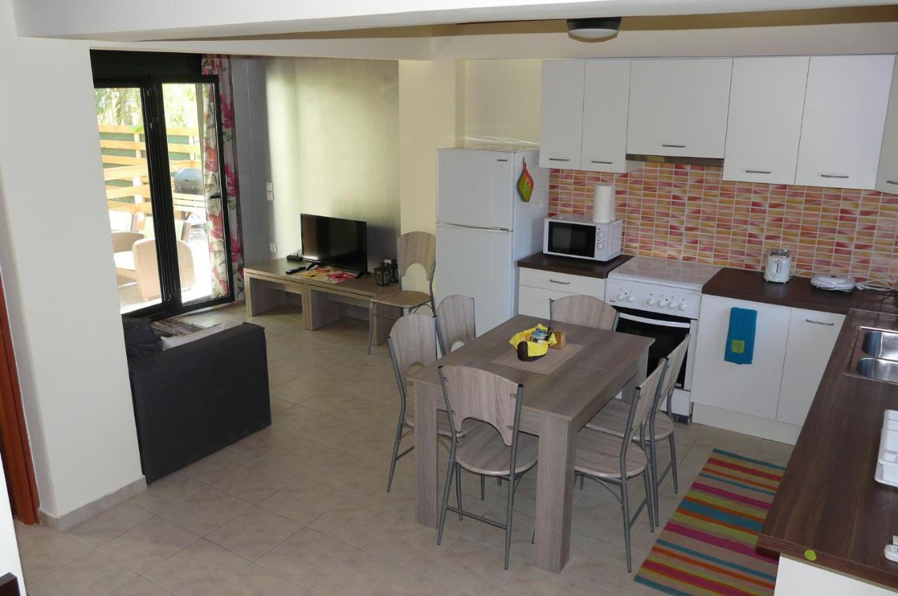 Villa Emmanouela Xi Beach Esterno foto